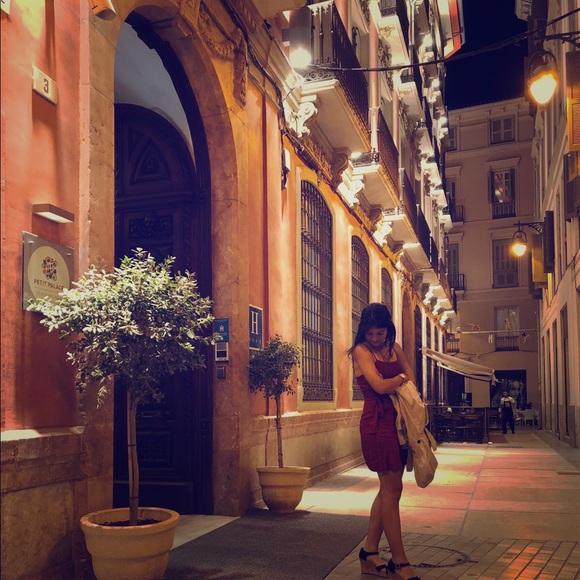 Dark Red Dress - Picture 1 of 2